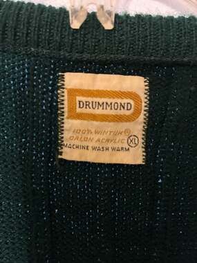 Vintage 1970s Drummond Dark Green Wintuk Orlon Acrylic Ribbed Knit Sweater Vest